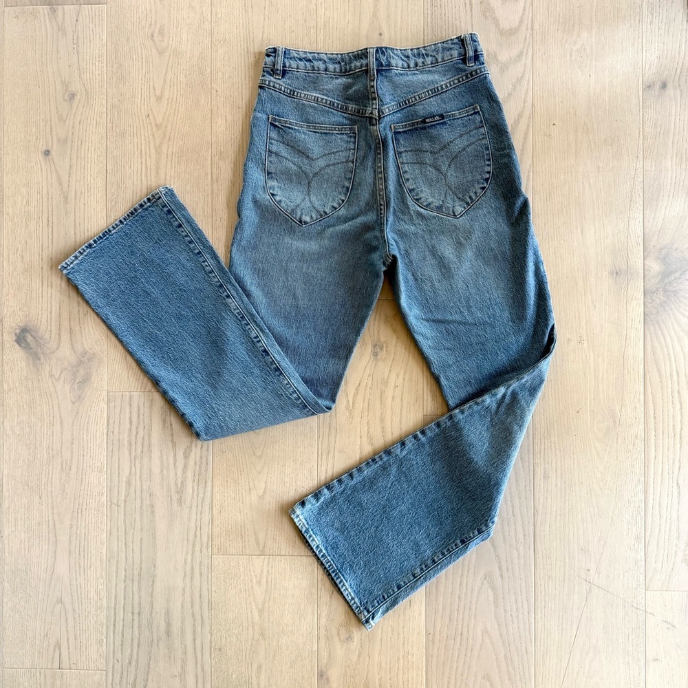 ROLLA’S Dusters Bootcut Jeans in Brad Blue